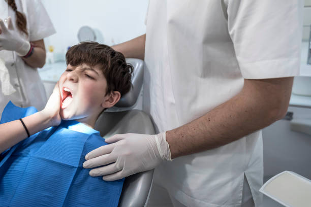 Best Chipped Tooth Repair Near Me  in La Crosse, KS